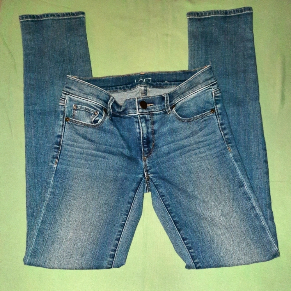 Loft / Jeans! - Picture 1 of 4